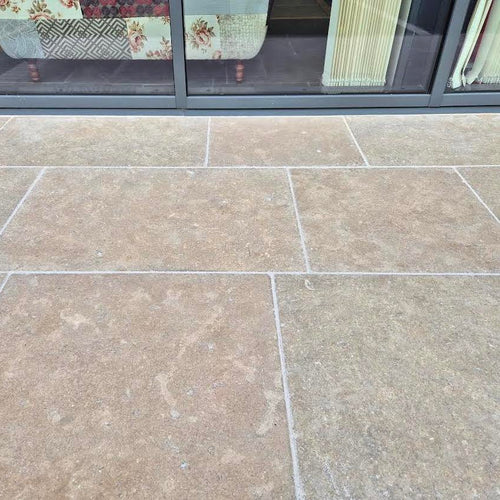 Garrowby Limestone - External