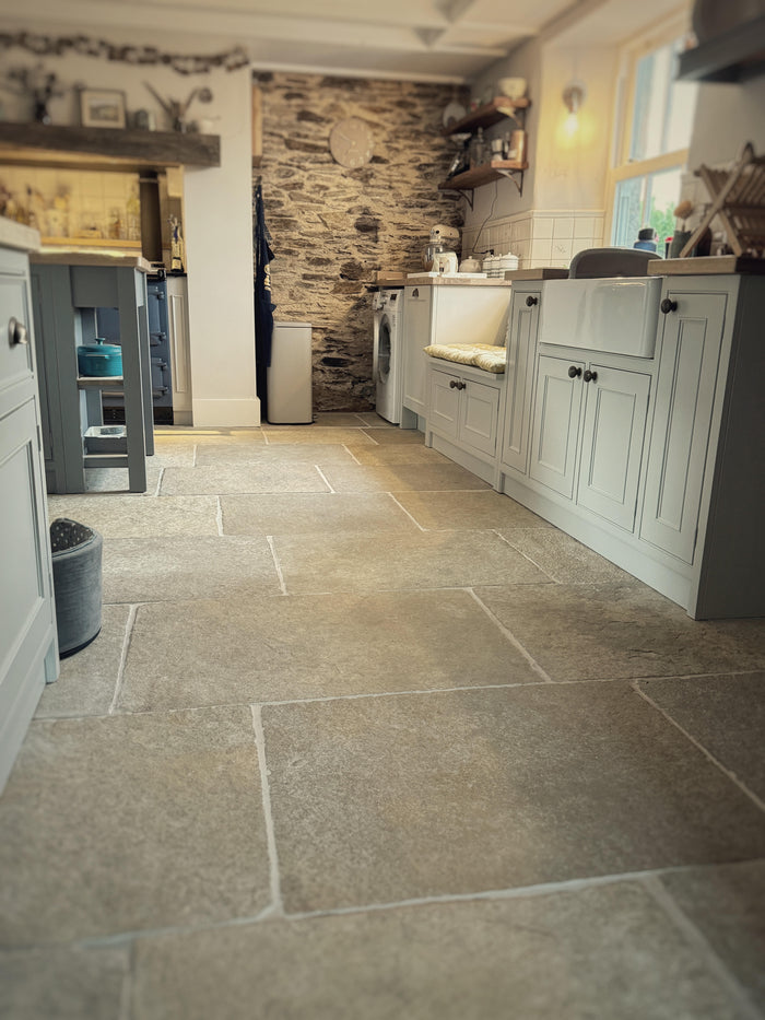 Minster Natural Finish Limestone